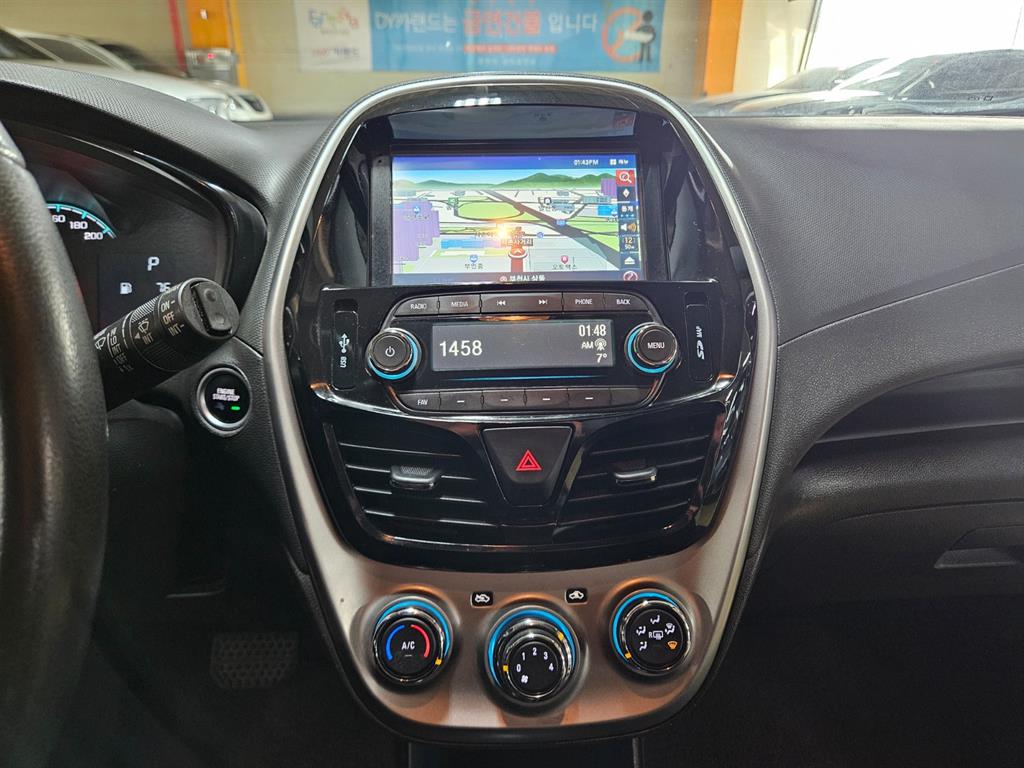 Chevrolet Spark - Vista 11