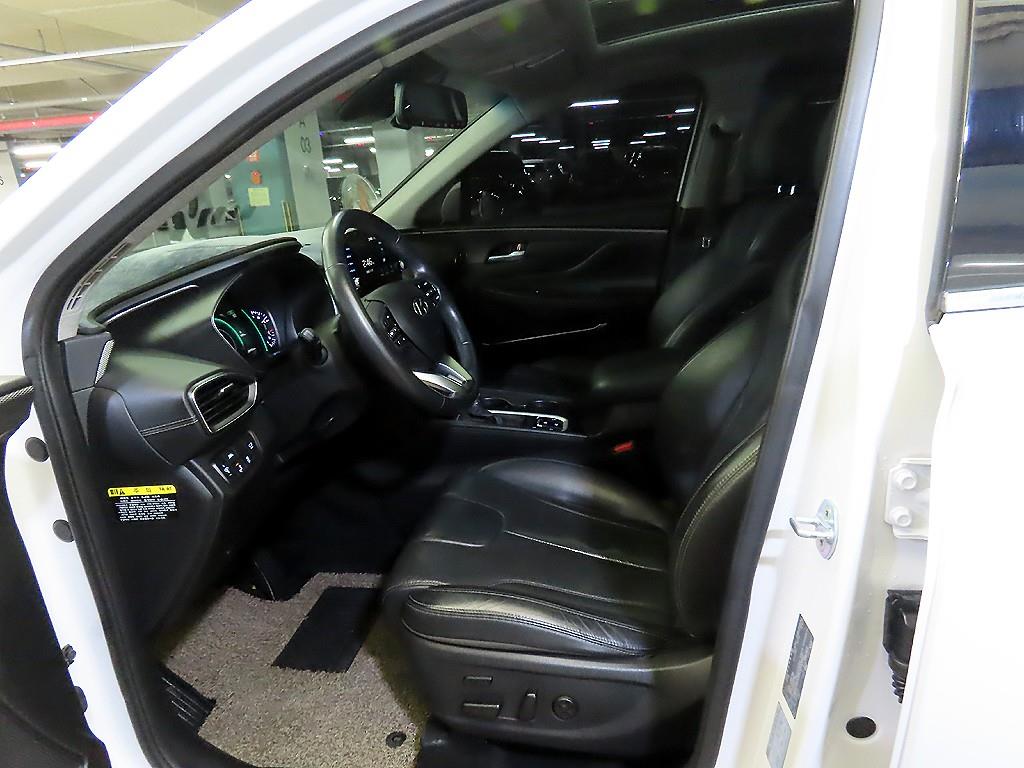 HYUNDAI Santa Fe - Vista 6