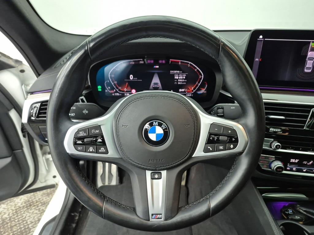 BMW 5 Series - Vista 9