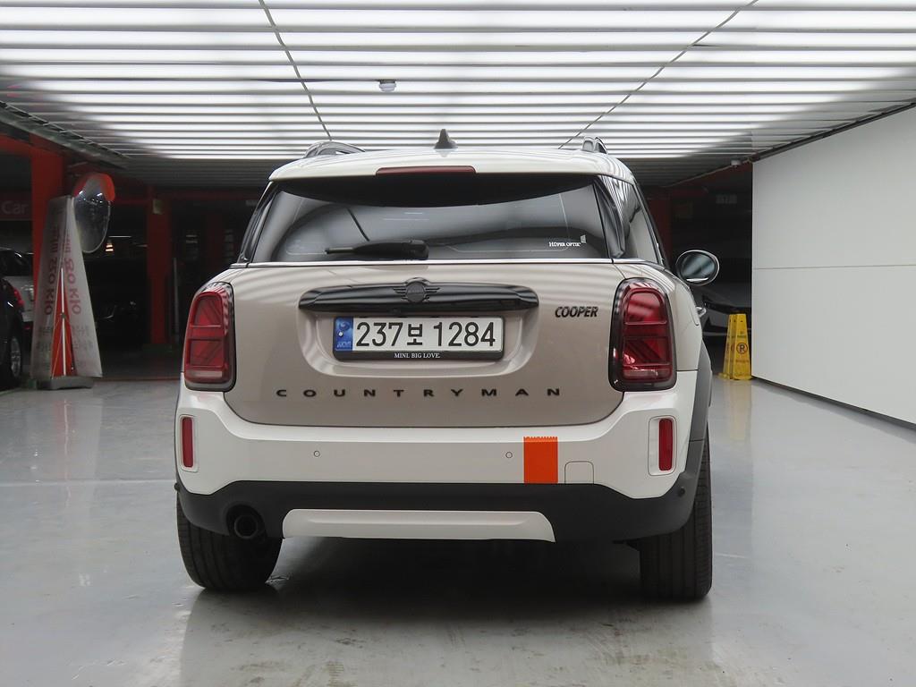 Mini Countryman - Vista 3