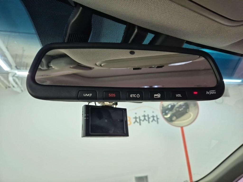 KIA Carnival 2019 Negro - Importación desde Corea - HF Imports Iquique - Foto 17