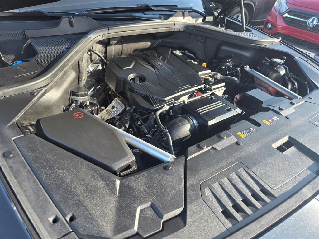 Genesis GV80 - Vista 7