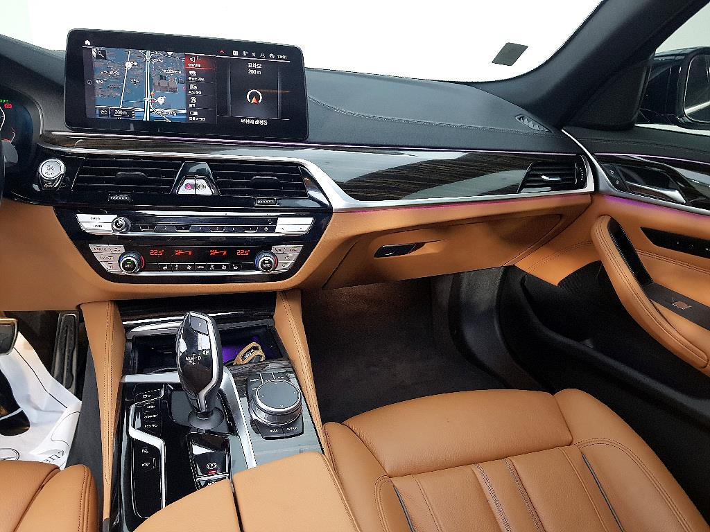 BMW 5 Series - Vista 10