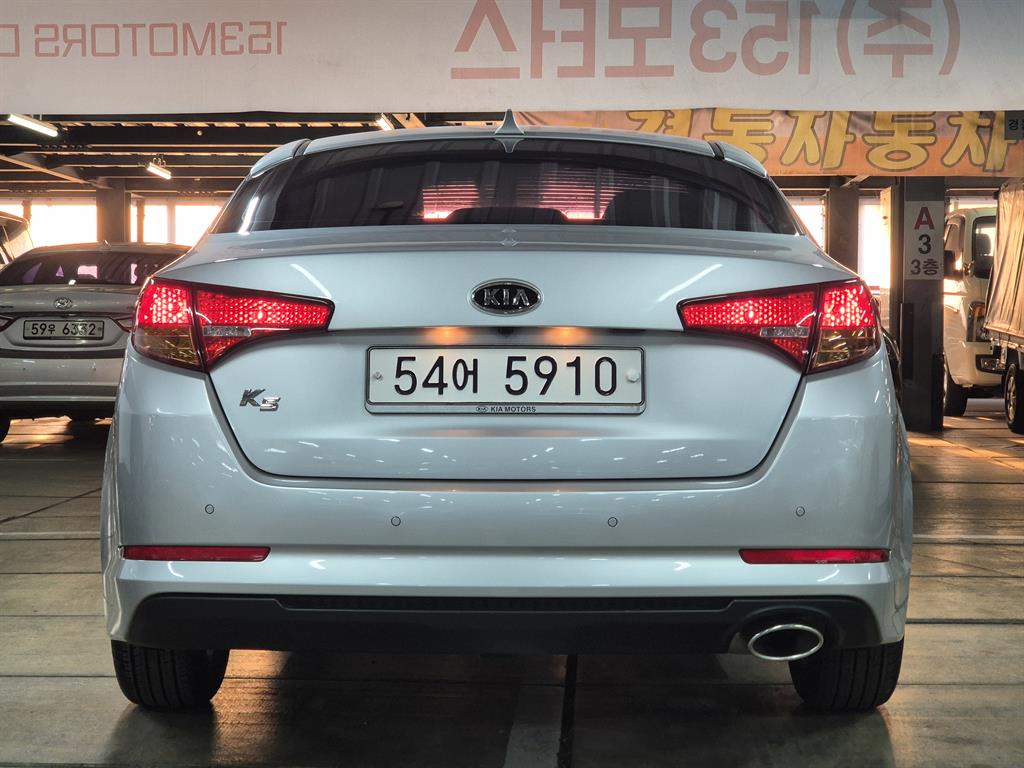 KIA K5 - Vista 3