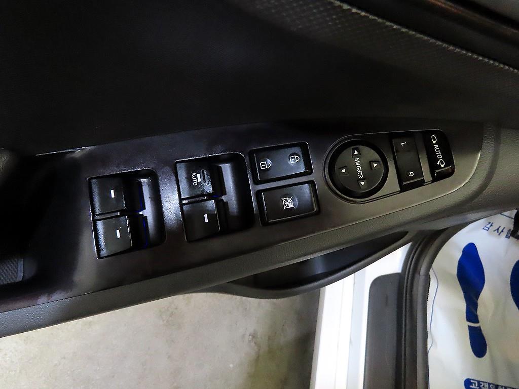 HYUNDAI Ioniq 2016 Blanco - Importación desde Corea - HF Imports Iquique - Foto 13