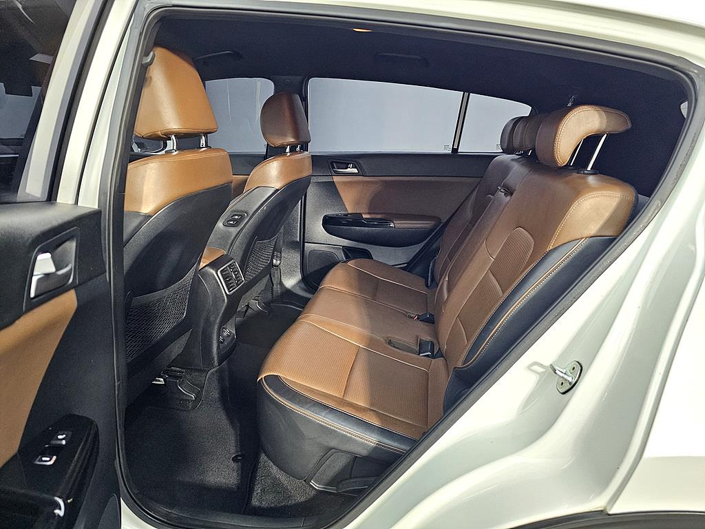 KIA Sportage - Vista 9