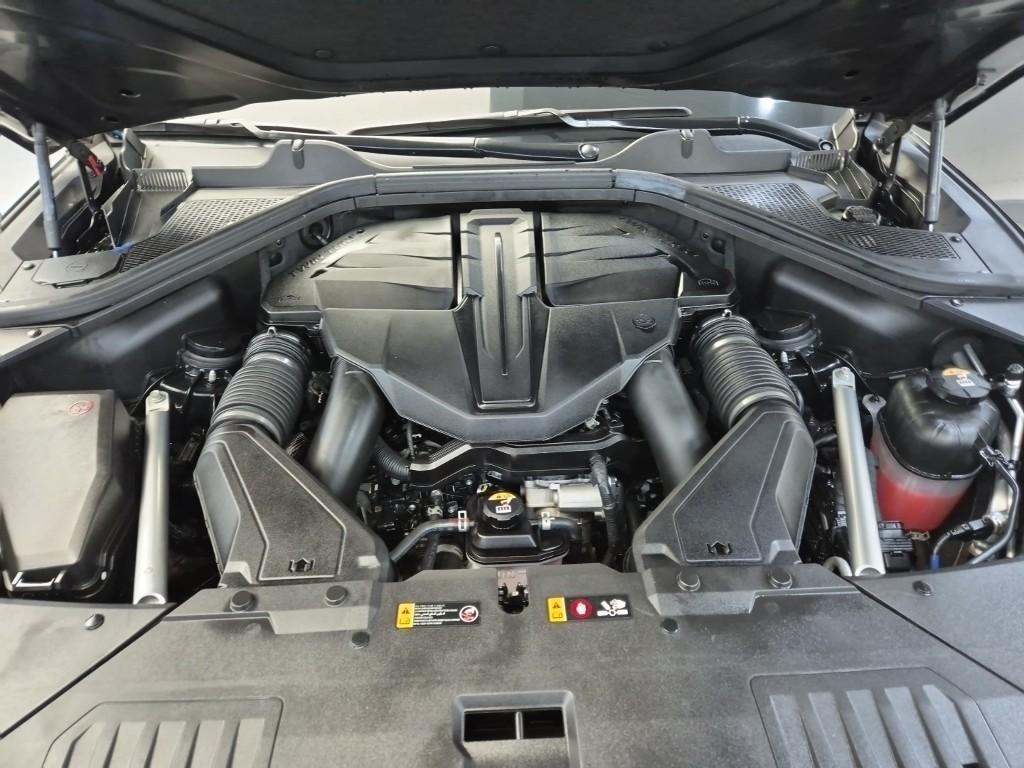 Genesis GV80 - Vista 5