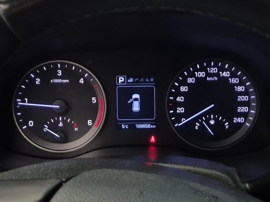 HYUNDAI Tucson - Vista 6