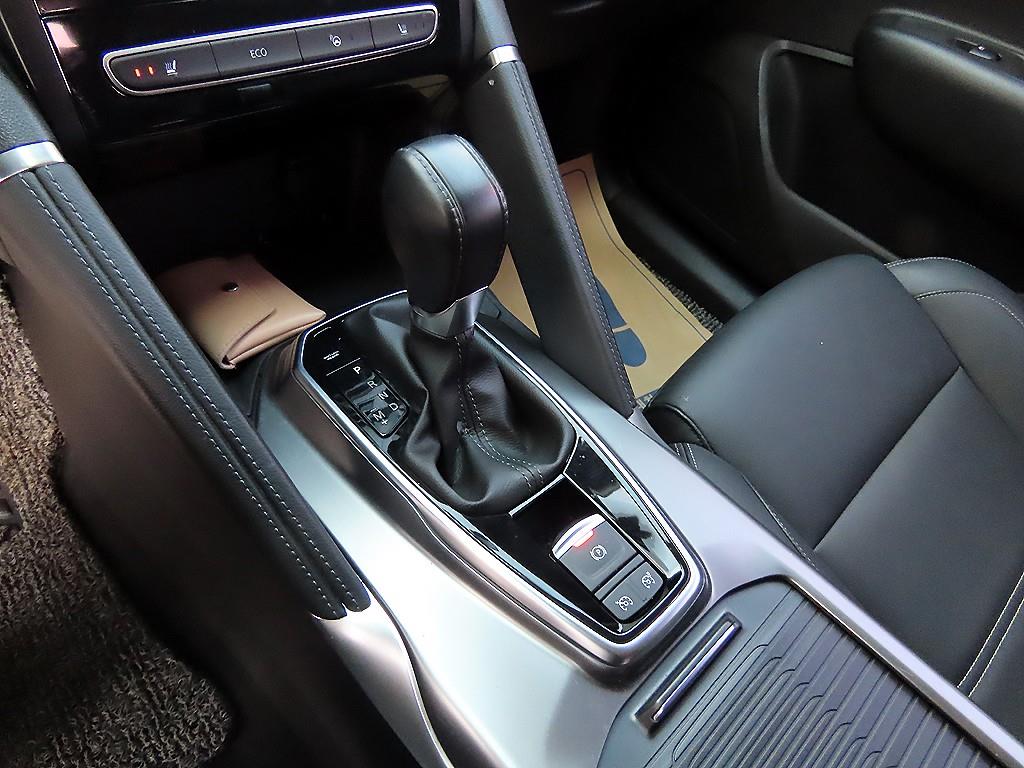 SAMSUNG QM6 - Vista 10