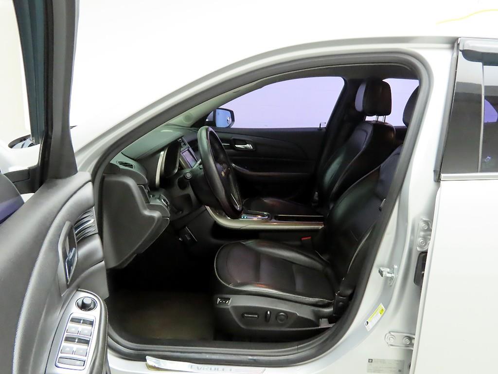 Chevrolet Malibu - Vista 12