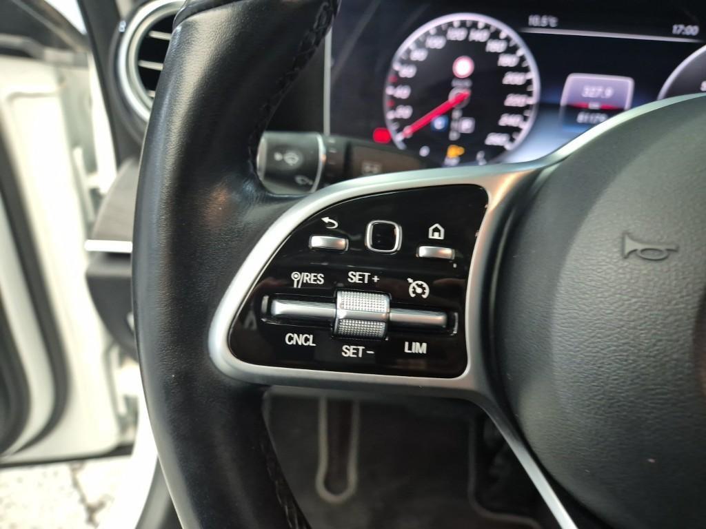 Mercedes Benz E class - Vista 11