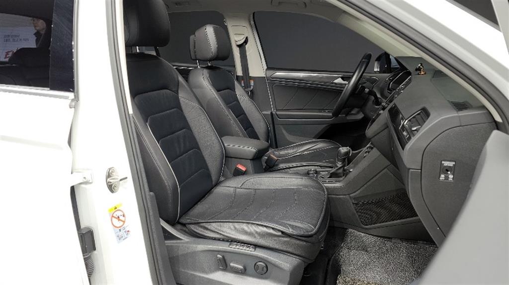 Volkswagen Tiguan - Vista 9