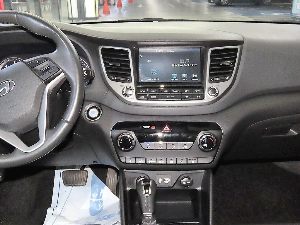 HYUNDAI Tucson - Vista 11