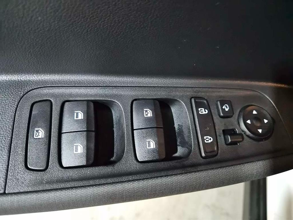 HYUNDAI Casper - Vista 12