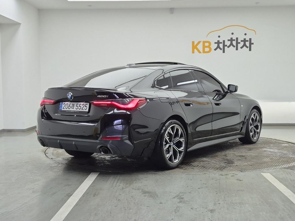 BMW 4 Series - Vista 4