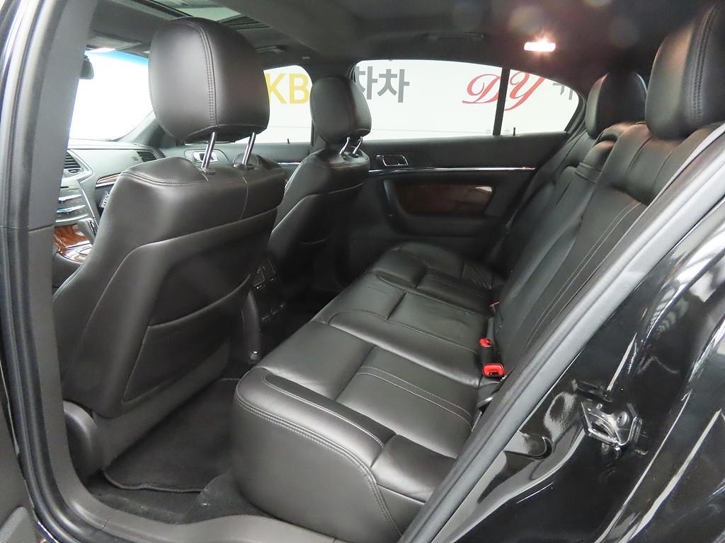 Lincoln MKS - Vista 6