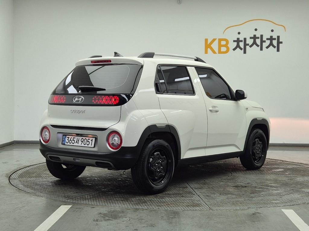 HYUNDAI Casper - Vista 4