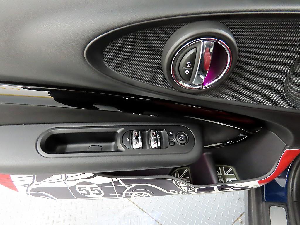 Mini Clubman - Vista 11