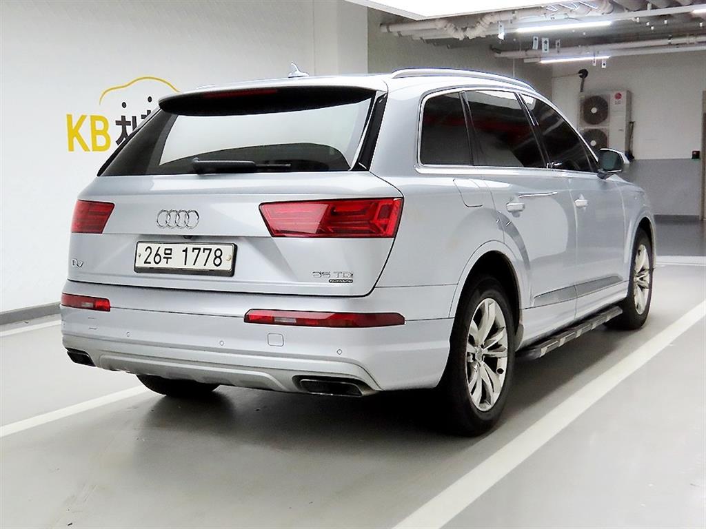 Audi Q7 - Vista 4