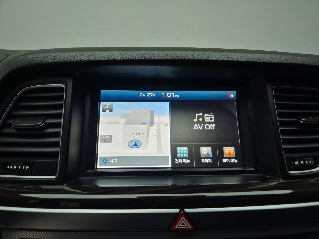 Genesis G80 - Vista 9