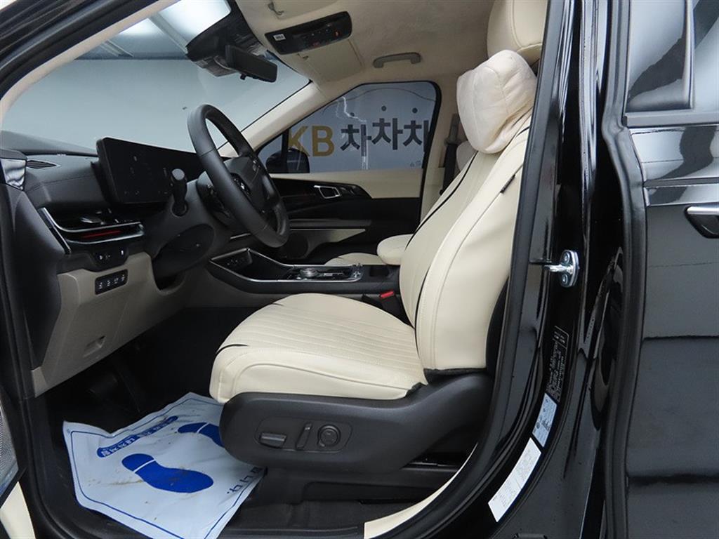 KIA Carnival - Vista 5