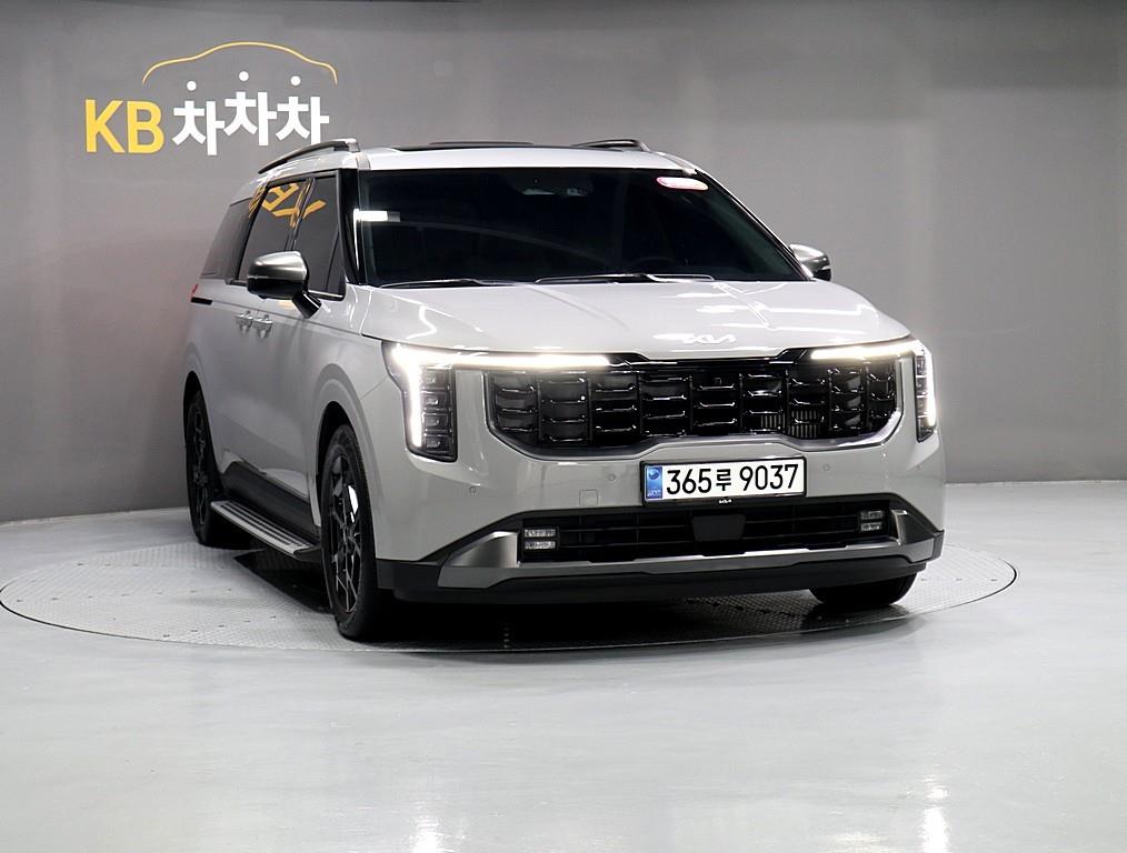 KIA Carnival - Vista 2