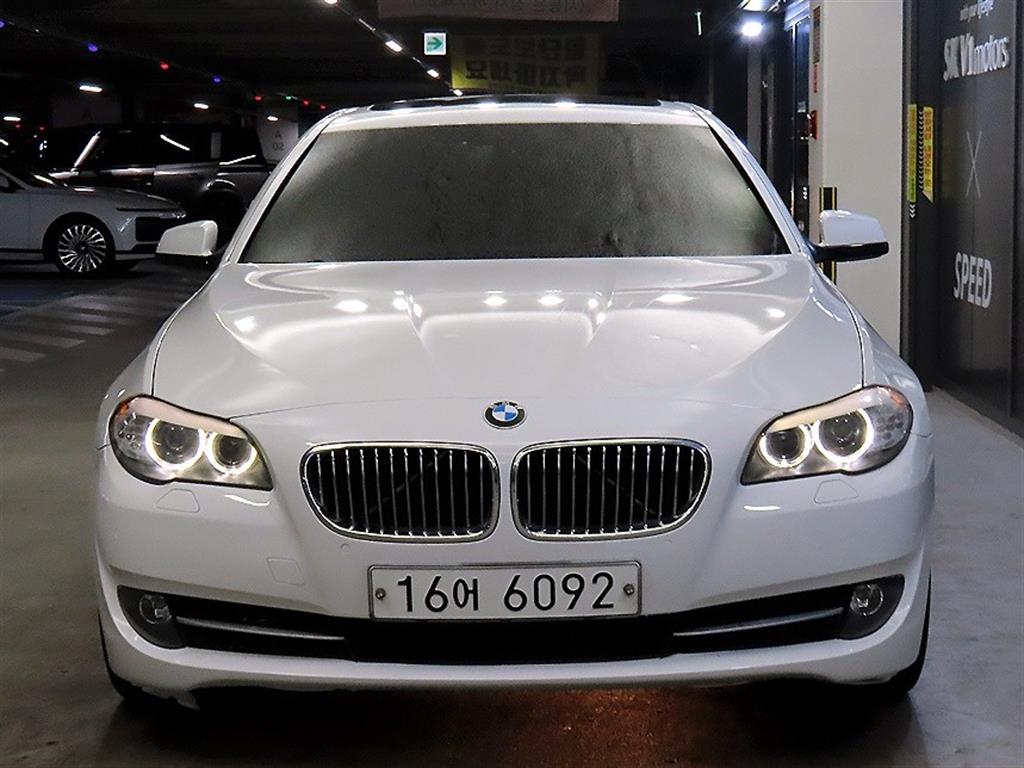 BMW 5 Series - Vista 2