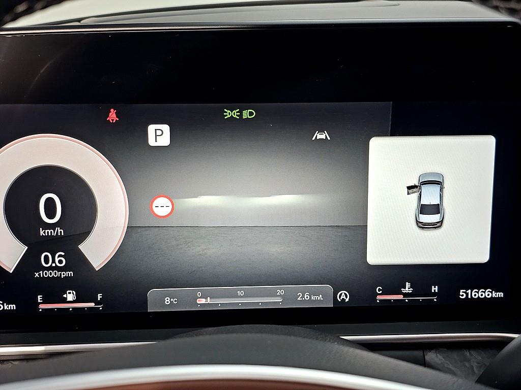 Genesis G90 - Vista 7