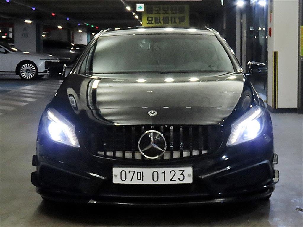 Mercedes Benz A Class - Vista 2