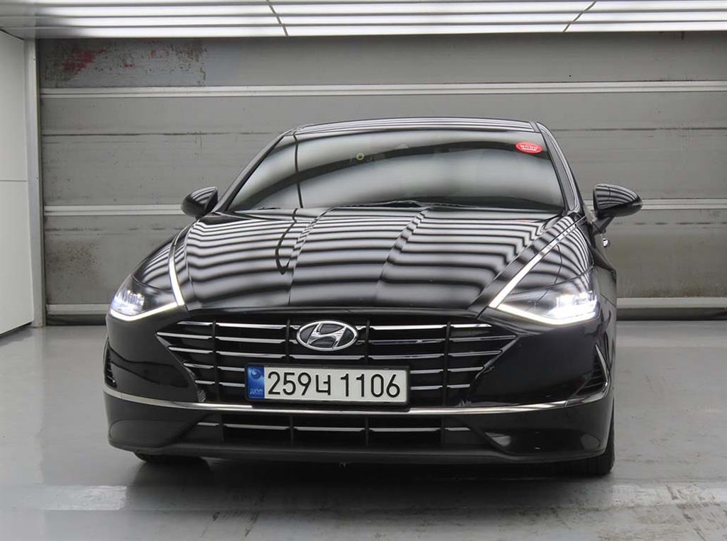 HYUNDAI Sonata - Vista 2