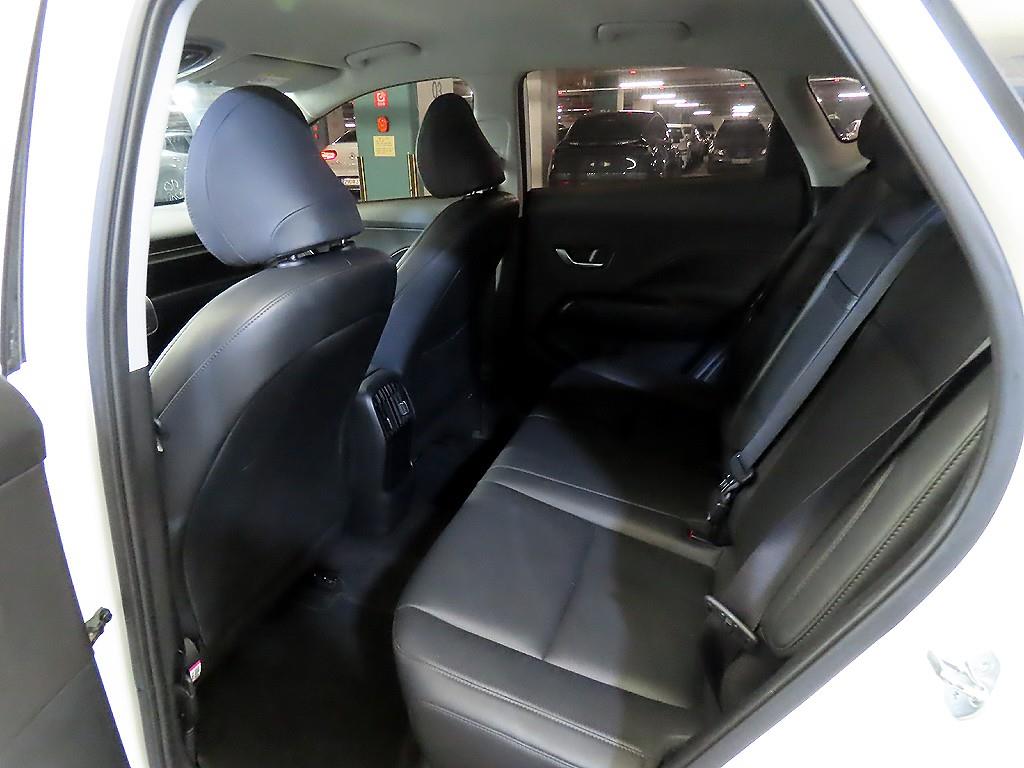 HYUNDAI Kona - Vista 6