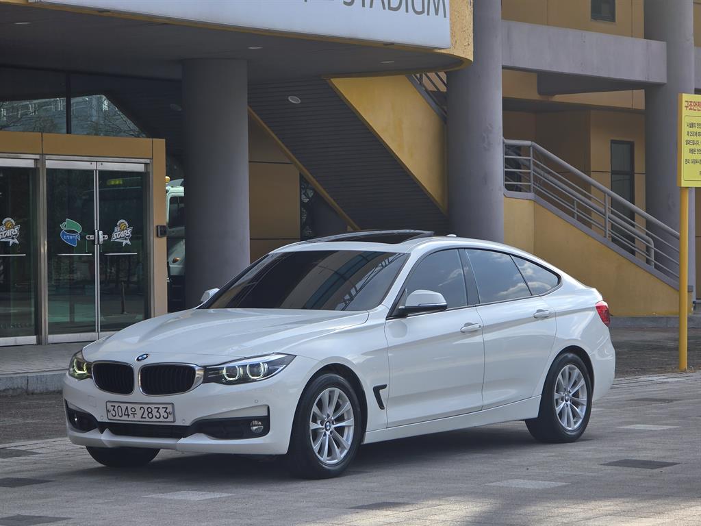 BMW Gran Turismo - Vista 3