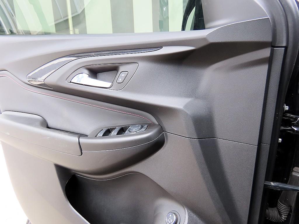 Chevrolet Trail Blazer - Vista 12