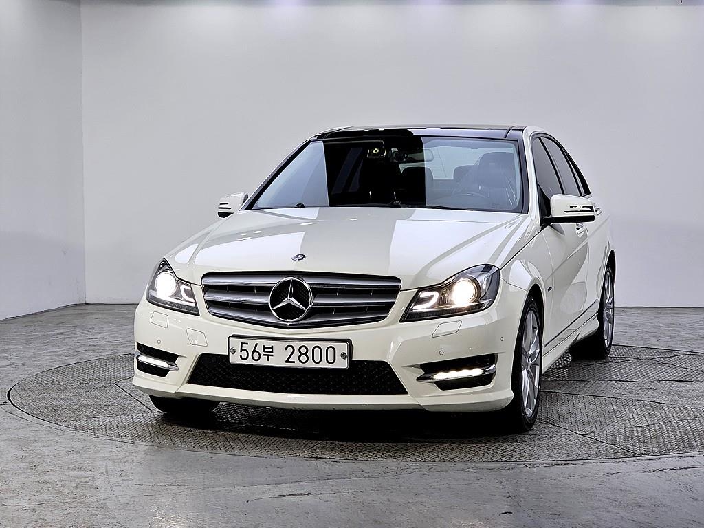 Mercedes Benz C Class - Vista 2