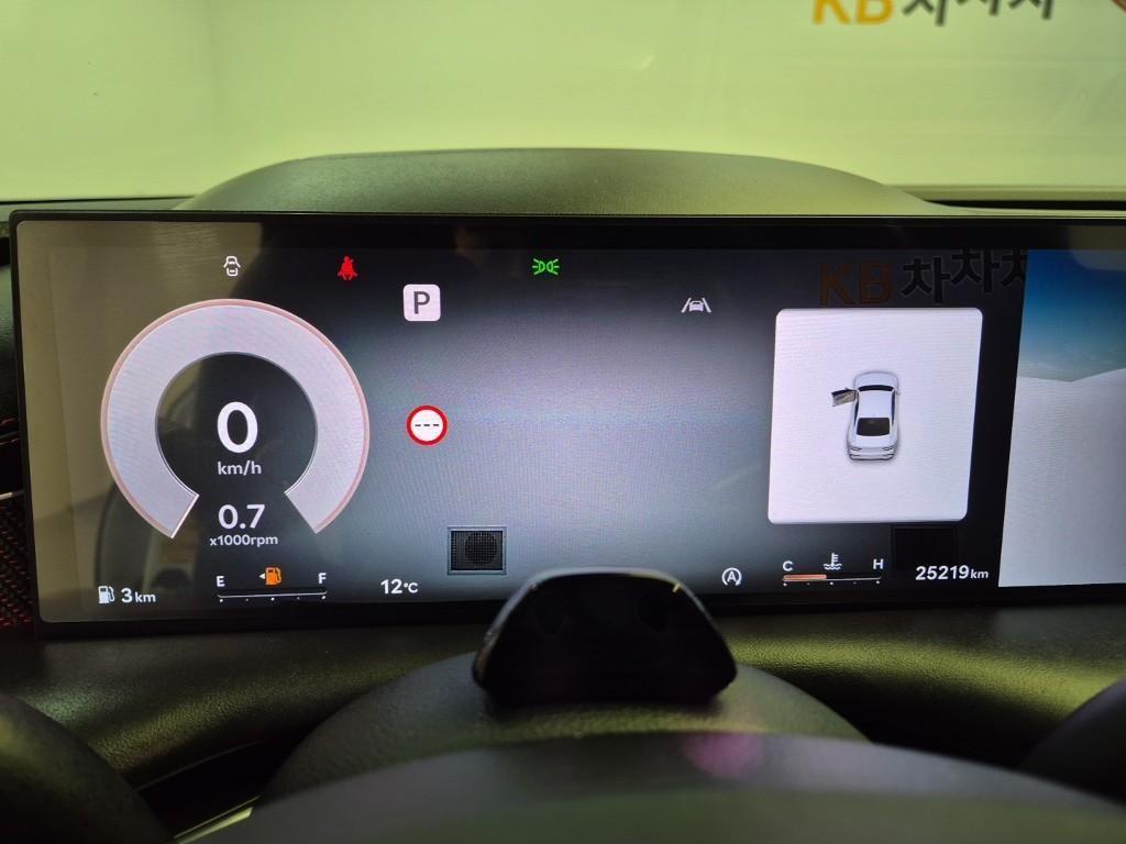 Genesis G80 - Vista 6