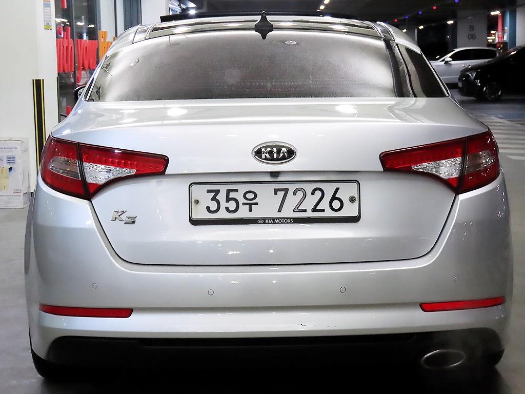 KIA K5 - Vista 5