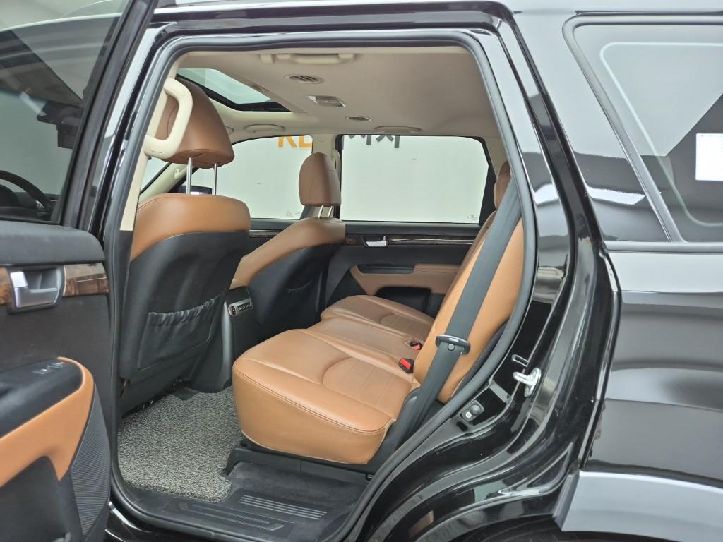 KIA Mohave - Vista 12