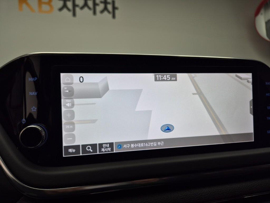 HYUNDAI Sonata - Vista 10