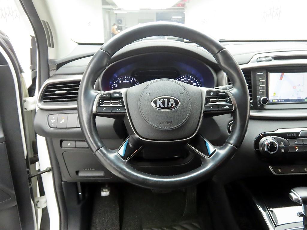 KIA Sorento - Vista 7