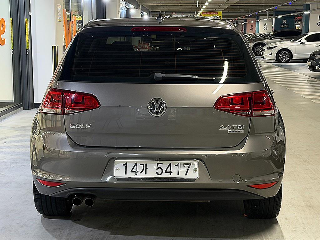 Volkswagen Golf - Vista 5