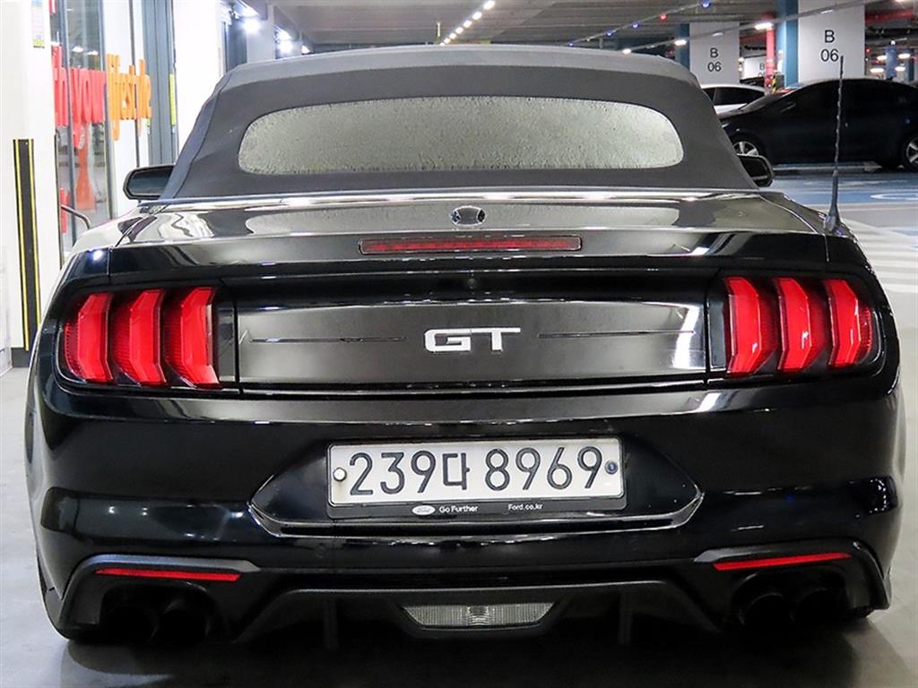 Ford Mustang - Vista 5