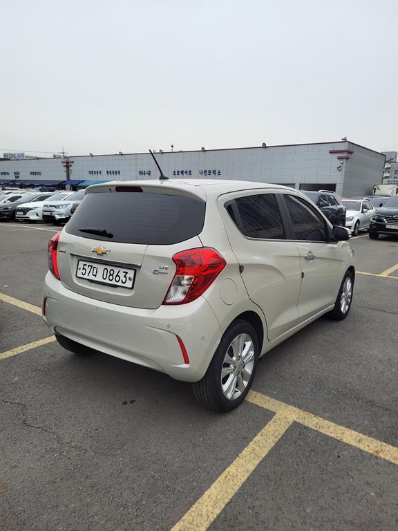 Chevrolet Spark - Vista 4