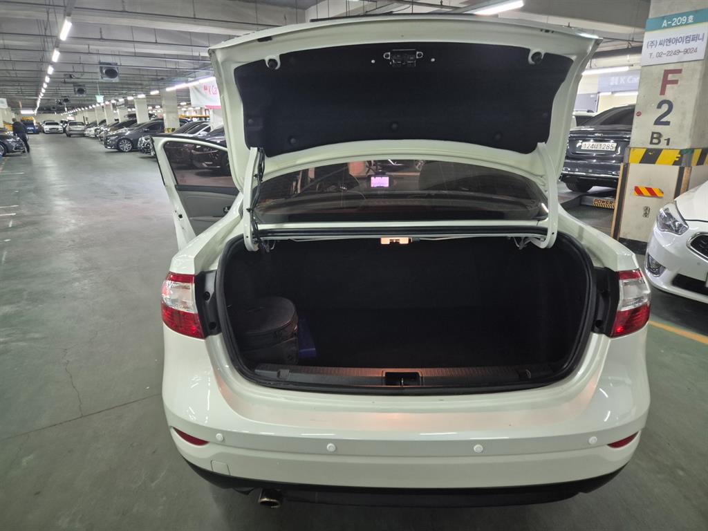 SAMSUNG SM3 2010 the color of pearl - Importación desde Corea - HF Imports Iquique - Foto 17