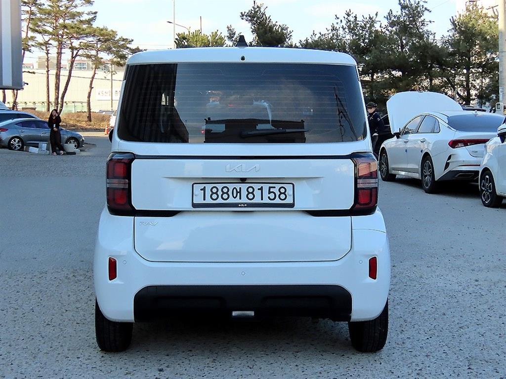 KIA Ray - Vista 4