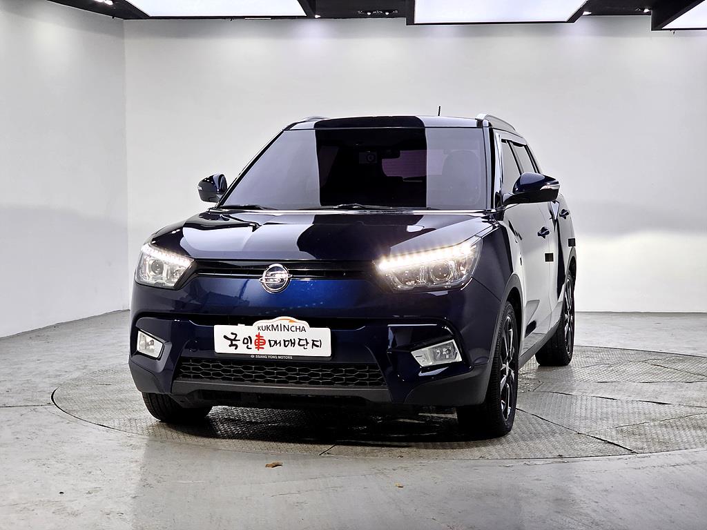 Ssangyong Tivoli - Vista 2