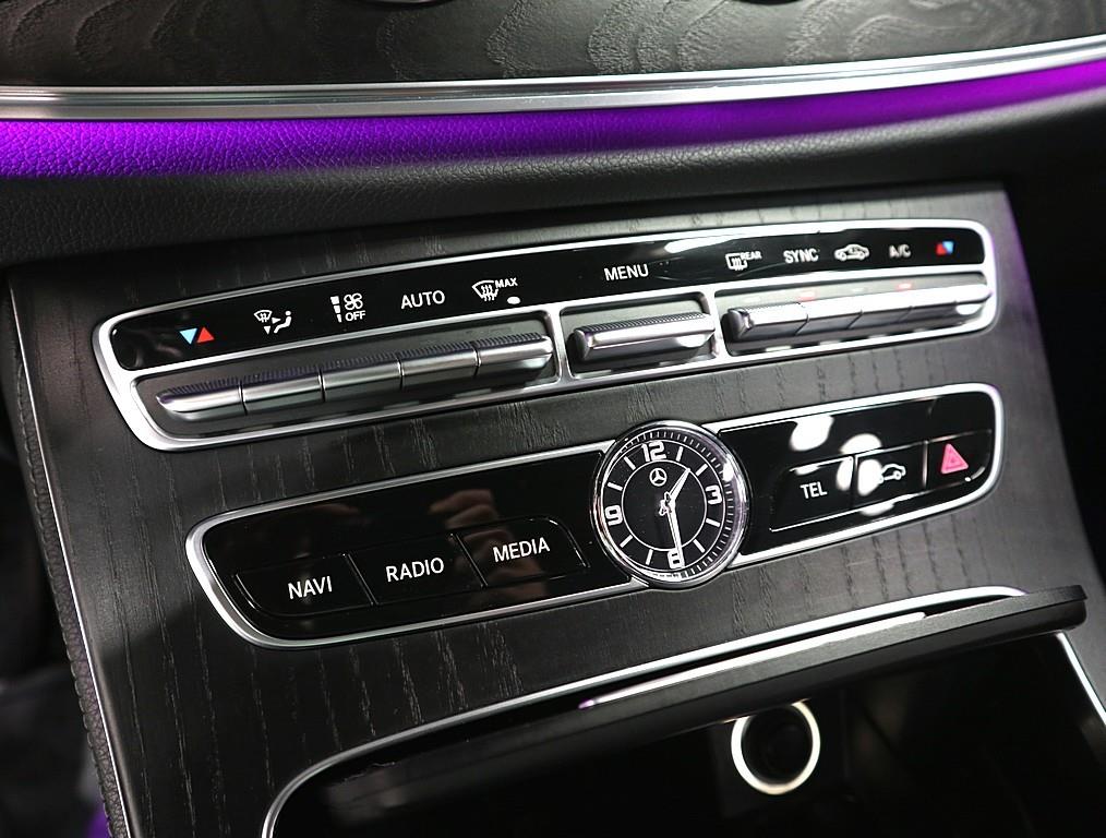 Mercedes Benz E class 2018 Blanco - Importación desde Corea - HF Imports Iquique - Foto 14