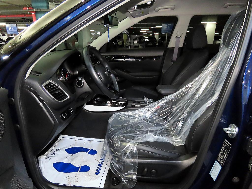 KIA Seltos - Vista 6