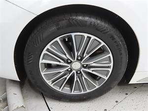 HYUNDAI Grandeur - Vista 10