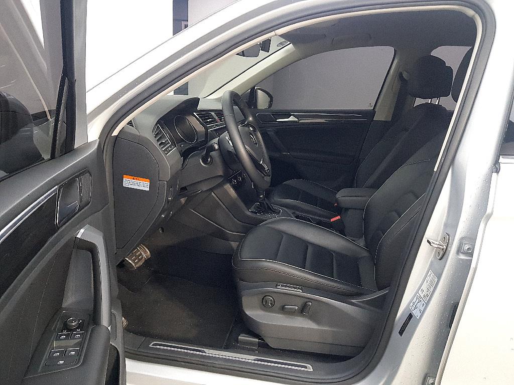 Volkswagen Tiguan - Vista 8