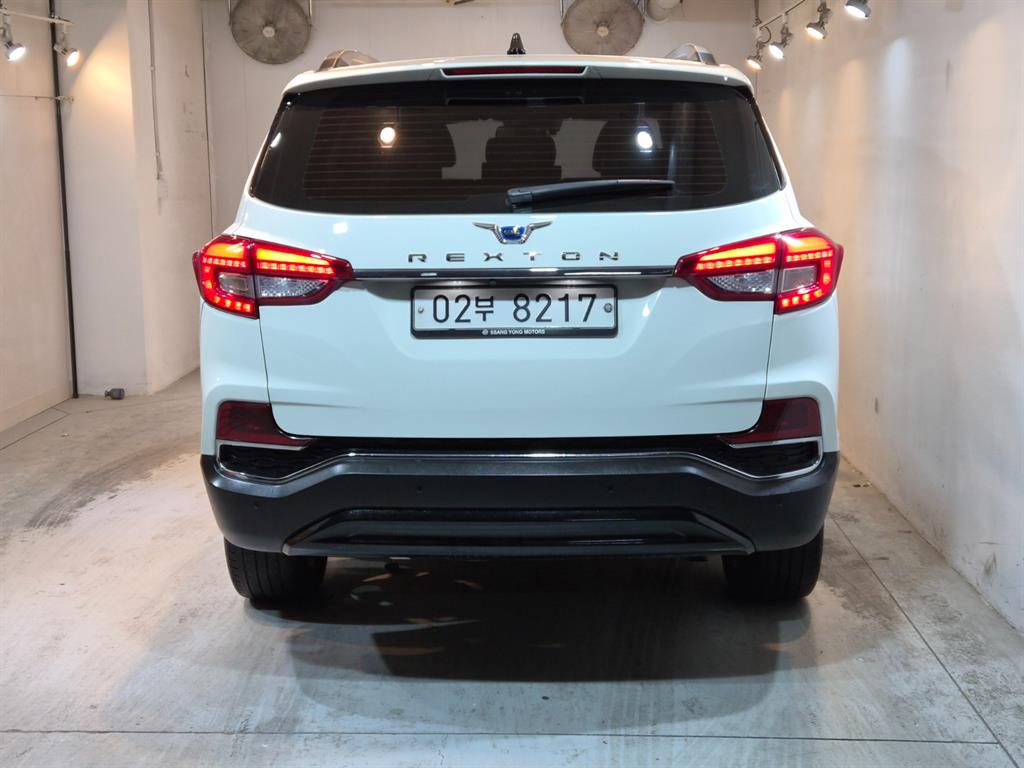 Ssangyong Rexton - Vista 3